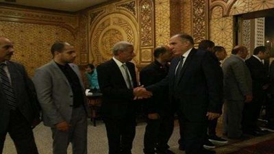 وزير التنمية المحلية الأسبق يقدم واجب العزاء في والد الدكتور محمد فؤاد