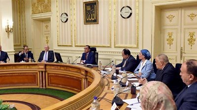 رئيس الوزراء يتابع موقف المنظومة الجديدة للمخلفات البلدية الصلبة