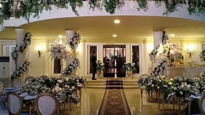 الحياة بعد الستين.. زواج ملياردير مصري من سورية عمرها 62 عامًا (صور)