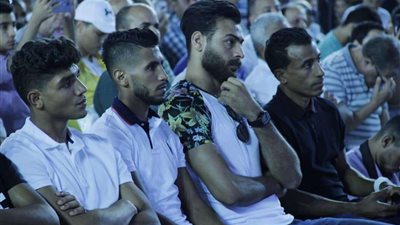 بالصور.. رئيس الزمالك يعد الجماهير بمدير فني أجنبي 