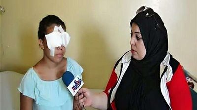 بالفيديو.. مأساة طفلة فقدت بصرها للأبد بسبب رحلة في شرم الشيخ