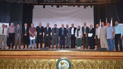 ختام البرنامج التدريبي لطلاب كلية العلوم بجامعة بني سويف