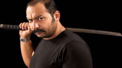 محمد ثروت يطرح بوستر فيلم 