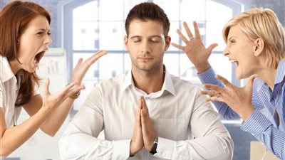 في 5 خطوات.. تخلص من الطاقة السلبية في العمل