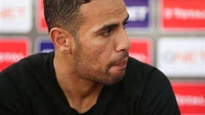 الزمالك يدرس الإبقاء على حازم إمام وتمديد تعاقده