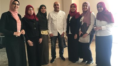 تمثيل مشرّف لطالبات 