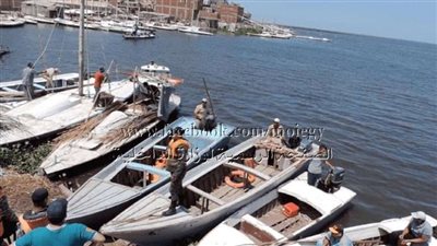 بالصور.. الداخلية تفرض سيطرتها على بحيرة المنزلة