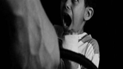 مسلسل مستمر.. آباء يتجردون من الإنسانية بقتل أبنائهم