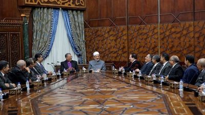 شيخ الأزهر لوفد الطائفة الإنجيلية: مصر باتت مثالُا لدولة المواطنة