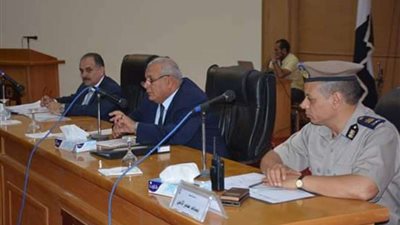 تفاصيل اجتماع المجلس التنفيذي بمحافظة الوادي الجديد