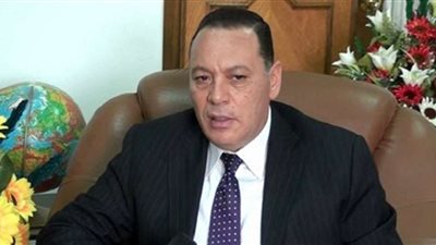 محافظ الشرقية يُهنئ اللاعب أحمد موسى لفوزه ببطولة أمم إفريقيا في الدراجات