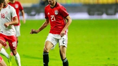 طاهر محمد طاهر يقترب من معسكر المنتخب الأوليمبي