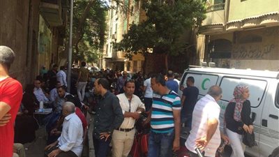 سيارات لنقل ضحايا معهد الأورام من مشرحة زينهم إلى مثواهم الأخير