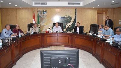 حملات مكثفة لإزالة التعديات على الأراضي الزراعية بالفيوم