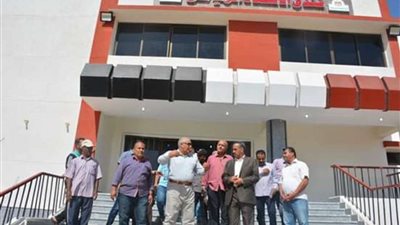 بتكلفه 2.5 مليون جنيه.. الزملوط يتفقد فندق الإستاد الرياضي بالخارجة