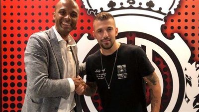 ريال مايوركا الإسباني يضم المهاجم المقدوني تراجكوفسكي