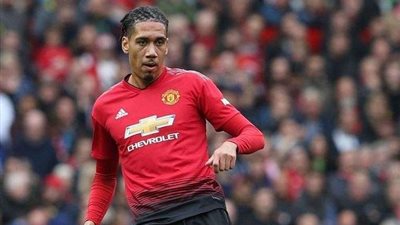 مانشستر يونايتد يرفض عرض إيفرتون لضم كريس سمولينج