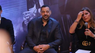 طارق العريان: 