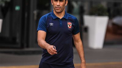 الأهلي يعلق على العرض الفرنسي لضم أزارو