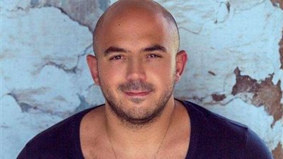 محمود العسيلى «مفيش أغانى تاني والله أنا مش زعلان»