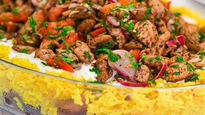 بأقل التكاليف.. طريقة تحضير فتة شاورما الدجاج