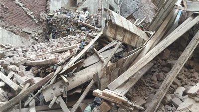 بسبب أضحية.. انهيار سقف مبنى في رفح ووفاة طفلة فلسطينية