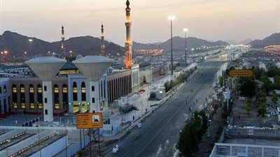 هطول أمطار غزيرة على منى وعرفات ومزدلفة (فيديو)