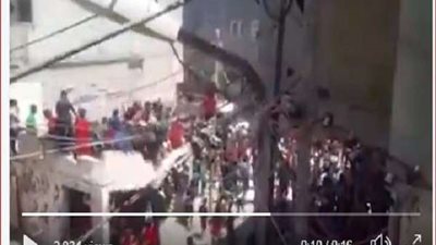 مشهد مؤلم.. مصرع طفلة وإصابة 5 آخرين بانهيار مبنى في غزة (فيديو)