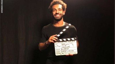سر صورة محمد صلاح بـ الكلاكيت
