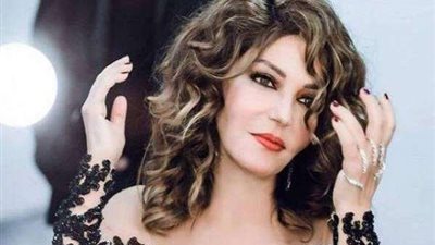 بالفيديو.. الديفا تستعيد ذكريات أغنيتها 