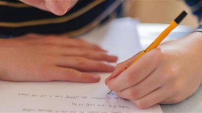 في يومهم العالمي.. الديكتاتورية تهيمن على أصحاب اليد اليسرى