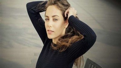 بعد زفافها.. «أويكو كارايل» تتعرض للانتقادات