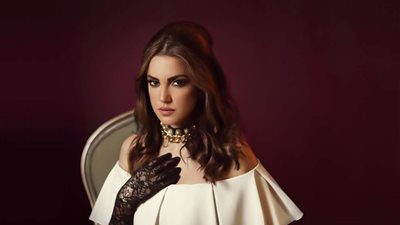 بإطلالة جذابة.. درة تبهر متابعيها على 