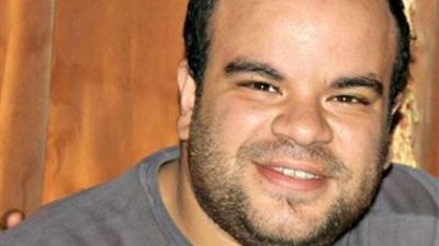 محمد عبد الرحمن بإطلالة 