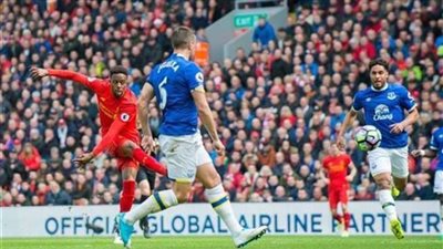 في غياب «صلاح».. ليفربول يتعثر أمام إيفرتون بالشوط الأول