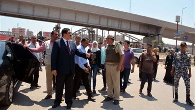 محافظ القليوبية يقود حملة مكبرة لإزالة الإشغالات ببنها