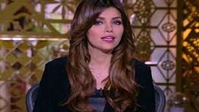 عاجل.. القبض على خادمة وعامل لاتهامهما بسرقة فيلا إيمان الحصري