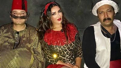 شاهد.. هنيدي ومحمد ثروت من بروفات 