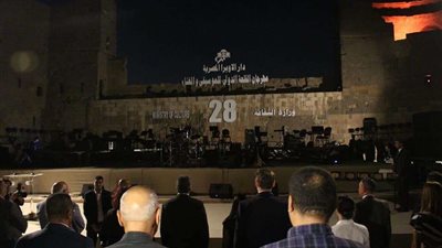 افتتاح فعاليات الدورة الـ 28 لمهرجان القلعة الدولي للموسيقى والغناء (صور)