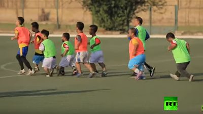 شاهد.. أول فريق كروي للأقزام في مصر