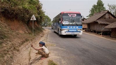 مصرع 13 سائحًا صينيًا في أحد وديان لاوس