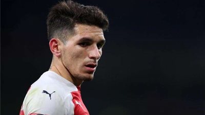 أرسنال يرفض رحيل توريرا إلى ميلان