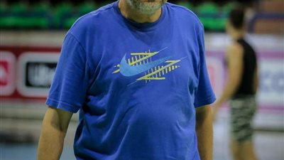 أشرف توفيق: 