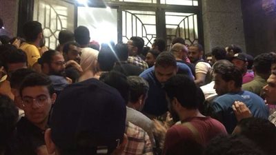 مشاجرات قبل عرض 