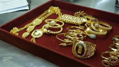 ضبط خادمة أثناء بيعها مصوغات ذهبية بالجمالية