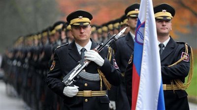 سلوفينيا تمدد سياجها الحدودي مع كرواتيا