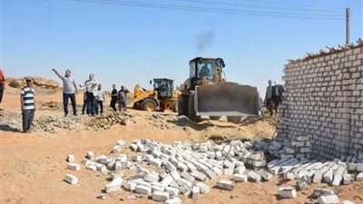 تنفيذ 32 قرار إزالة تعديات خلال حملة مكبرة بمراكز الوادي الجديد