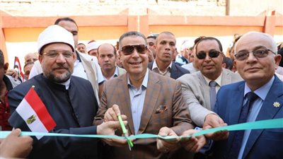 وزير الأوقاف يفتتح مدرسة بعد وفاة مواطن تبرع بأرضها في بني سويف