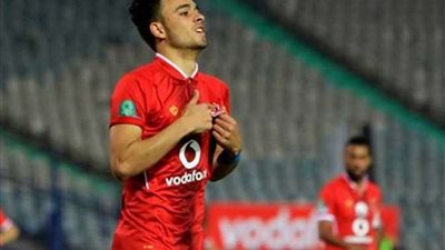 صلاح محسن يتقدم للأهلي بالهدف الأول في شباك أطلع برة