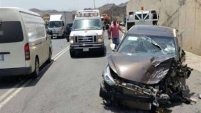 مصرع طفلة وإصابة 4 إثر حادث انقلاب سيارة على طريق مطروح الإسكندرية